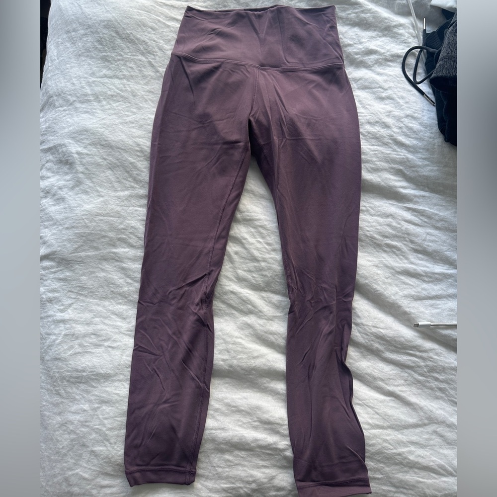 Lululemon “Titanium”/Purple Align High Rise Legging Size 6